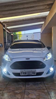 FORD FIESTA 1.5 S HATCH 16V FLEX 4P MANUAL FORD FIESTA 1.5 S HATCH 16V FLEX 4P MANUAL